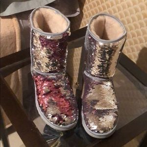 Ugg sequence silver and pink